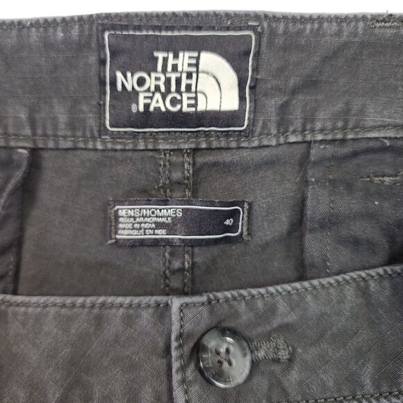 The North Face Mens Cargo Shorts Long 40x 11.5" Gray Button Down Pockets - Picture 10 of 10